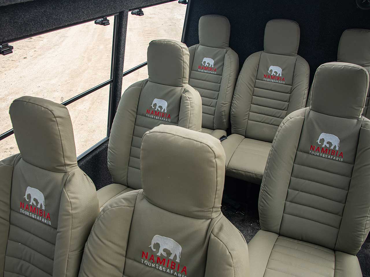 Safari 9 Seater TNS Car Hire