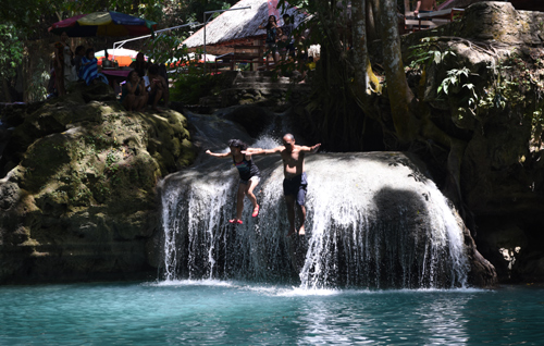 Kawasan Falls