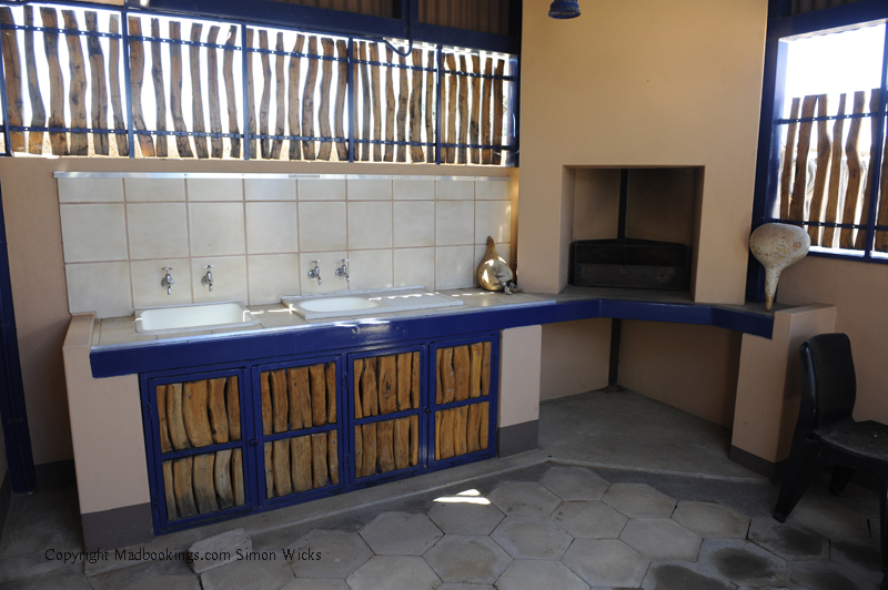 Quinta Safari House Buitepos Namibia communal kitchen