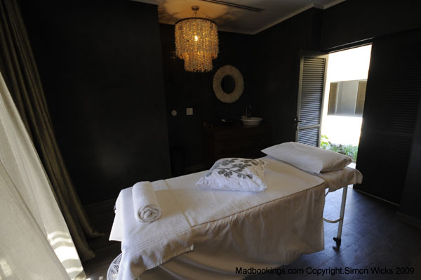 Mokuti Lodge Etosha Namibia spa massage