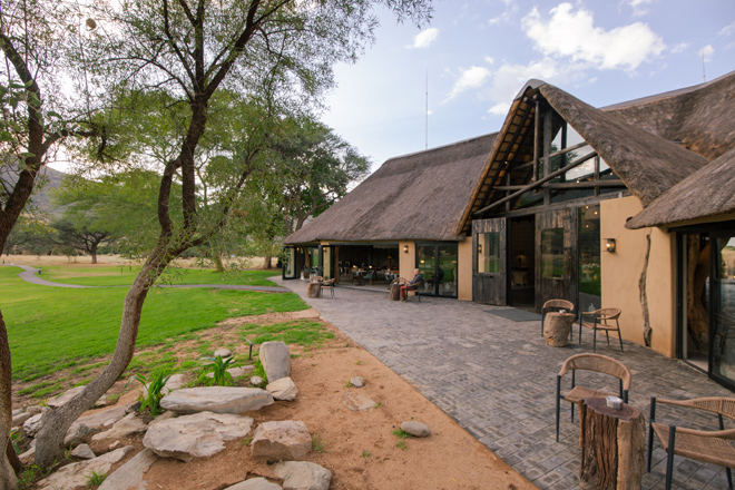 Okapuka Safari Lodge Windhoek