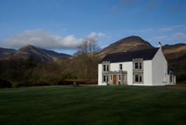 Fort William Hotels